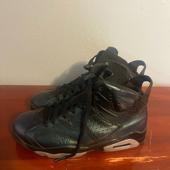 Air Jordan 6 Retro Chameleon Vintage Sneakers - Picture 4 of 11